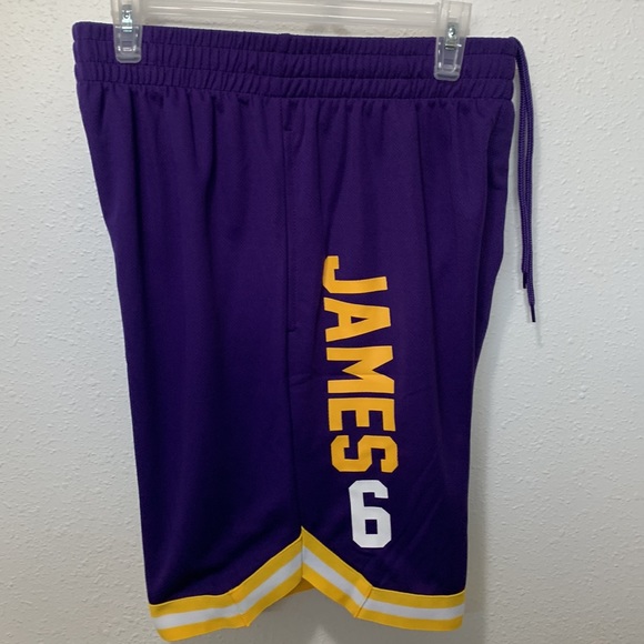 Medium Mens James Basketball Shorts New - Picture 1 of 11